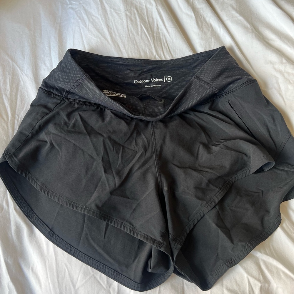 Outdoor Voices 2.5” Hudson Short